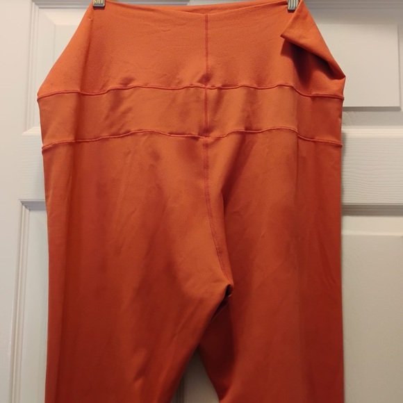 NWOT Nike Dri-FIT High-Waisted Leggings Salmon Pink Moisture Wicking Size XXL - Picture 3 of 6